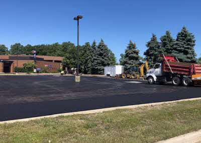 D&J Contracting, Inc. Sterling Heights-MI-Asphalt installation and repair