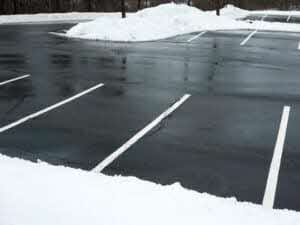 D&J-Contracting-Inc-Sterling-Heights_Snow Removal-Salting-3