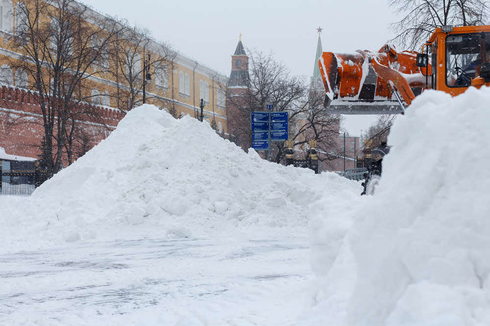 Ice & Snow Removal in Preston Corners, MI