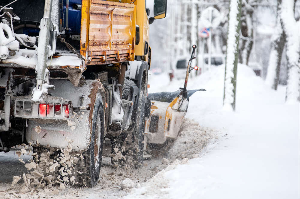 Snow Plowing Services in Chesterfield Shores, MI