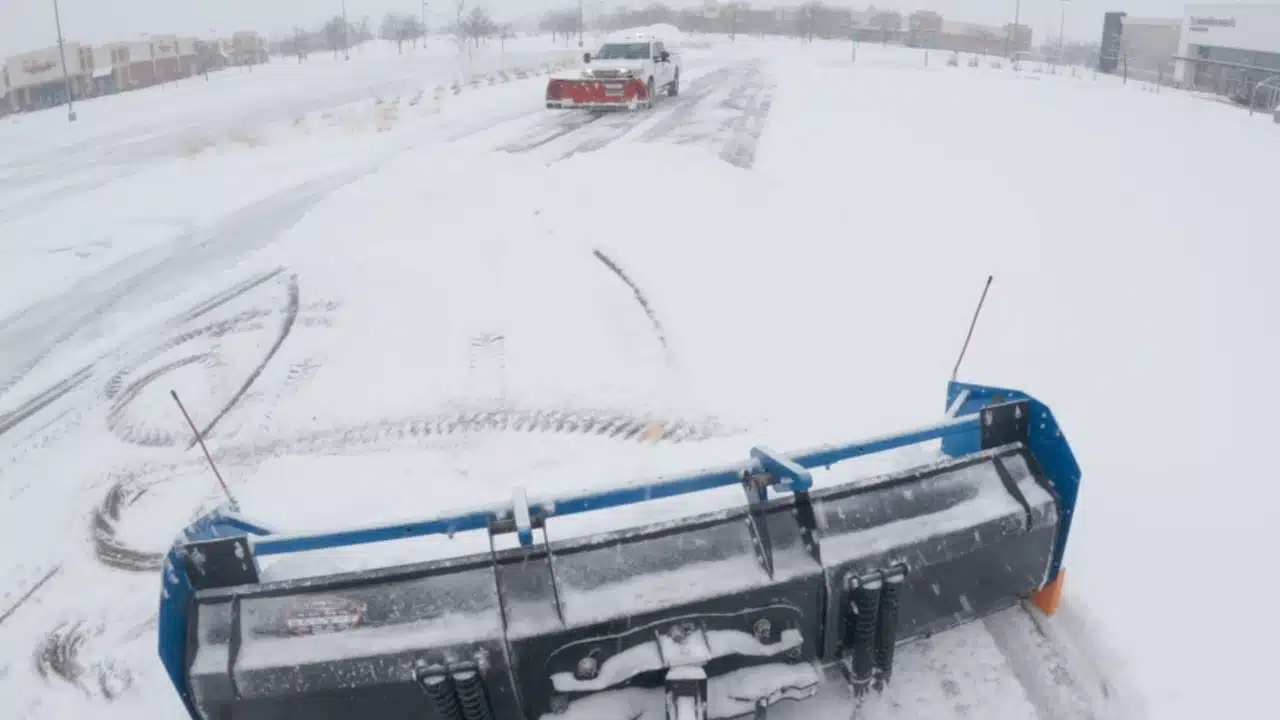 <!-- pgp:section:AssetLifecycleImageTitleText -->
Asset Protection Through Thaw Cycles
<!-- /pgp:section:AssetLifecycleImageTitleText -->
<!-- pgp:section:AssetLifecycleImageAltText -->
Winter access protection, immediate dispatch, and priority route clearing keep loading lanes usable during thaw cycles.
<!-- /pgp:section:AssetLifecycleImageAltText -->